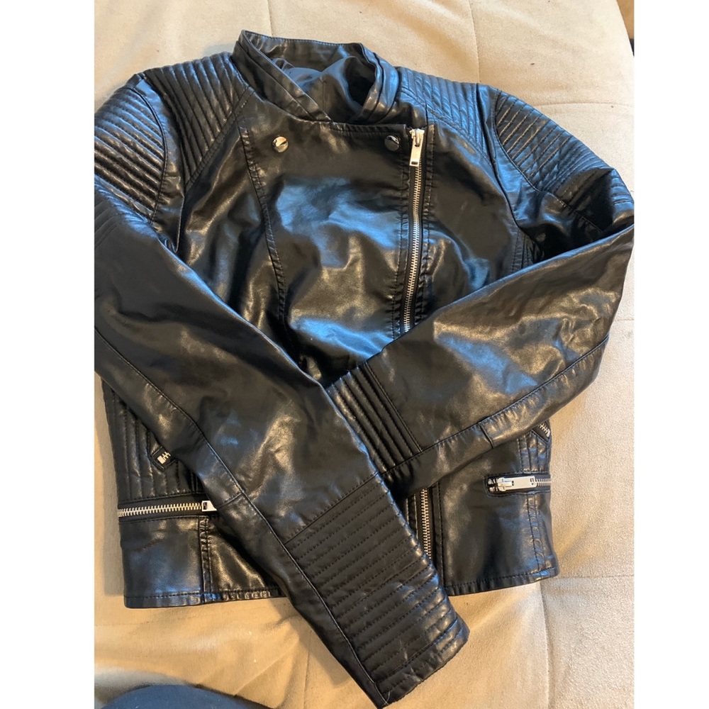Leather style jacket!!!
